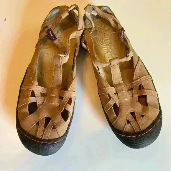 Jambu Terra Fusion Design Dune Sandals. Taupe Size 8. GUC see photos for wear - Picture 1 of 7